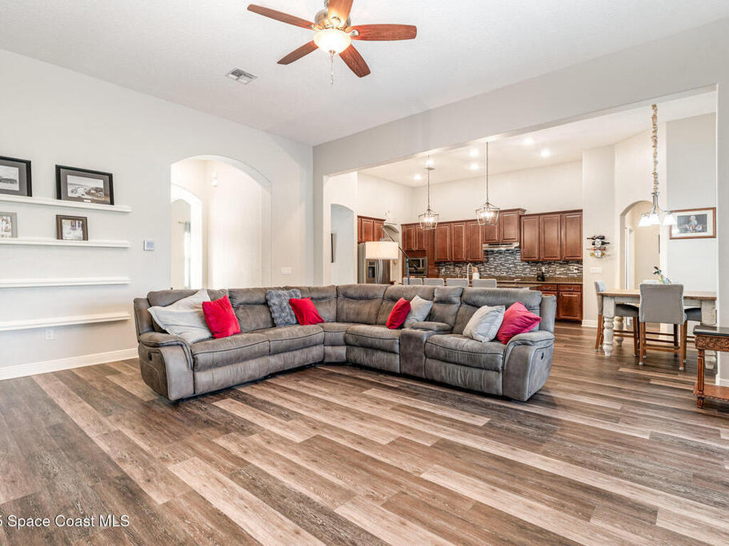 5331 Coverbrook Lane, Grant, FL 32949