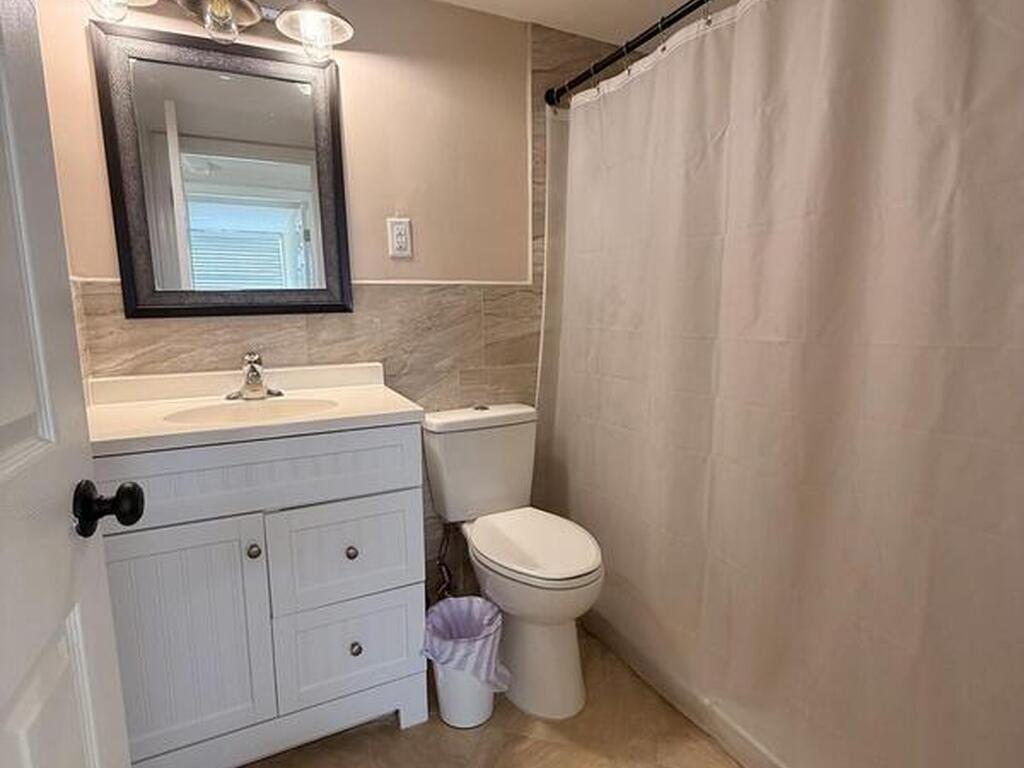 2020 N Atlantic Avenue, Cocoa Beach, FL 32931