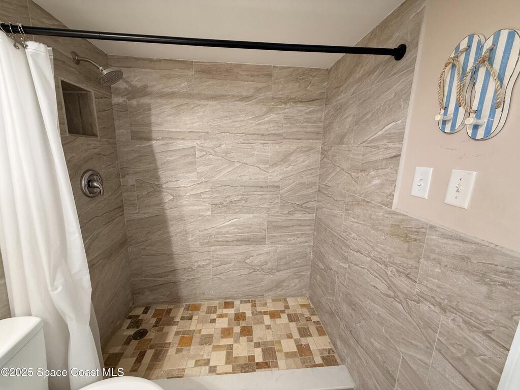 2020 N Atlantic Avenue, Cocoa Beach, FL 32931