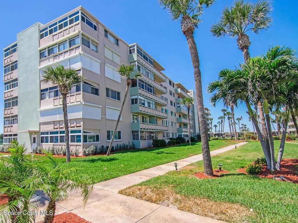 2020 N Atlantic Avenue, Cocoa Beach, FL 32931