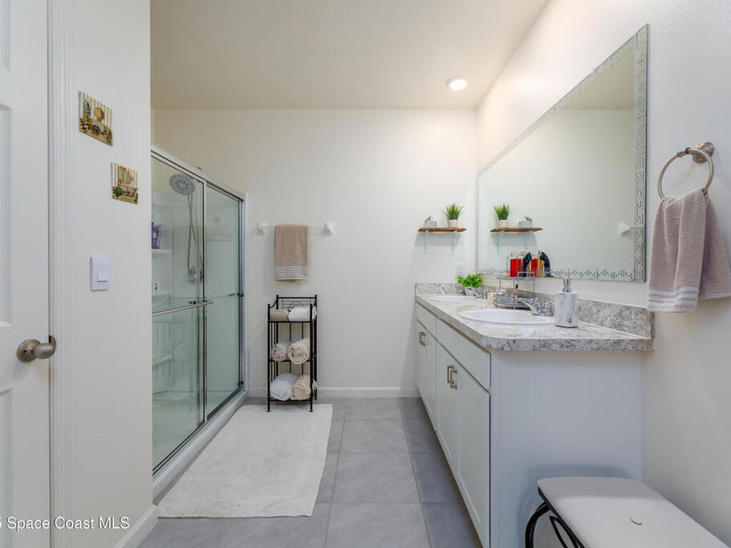 843 Remington Green Drive, Palm Bay, FL 32909