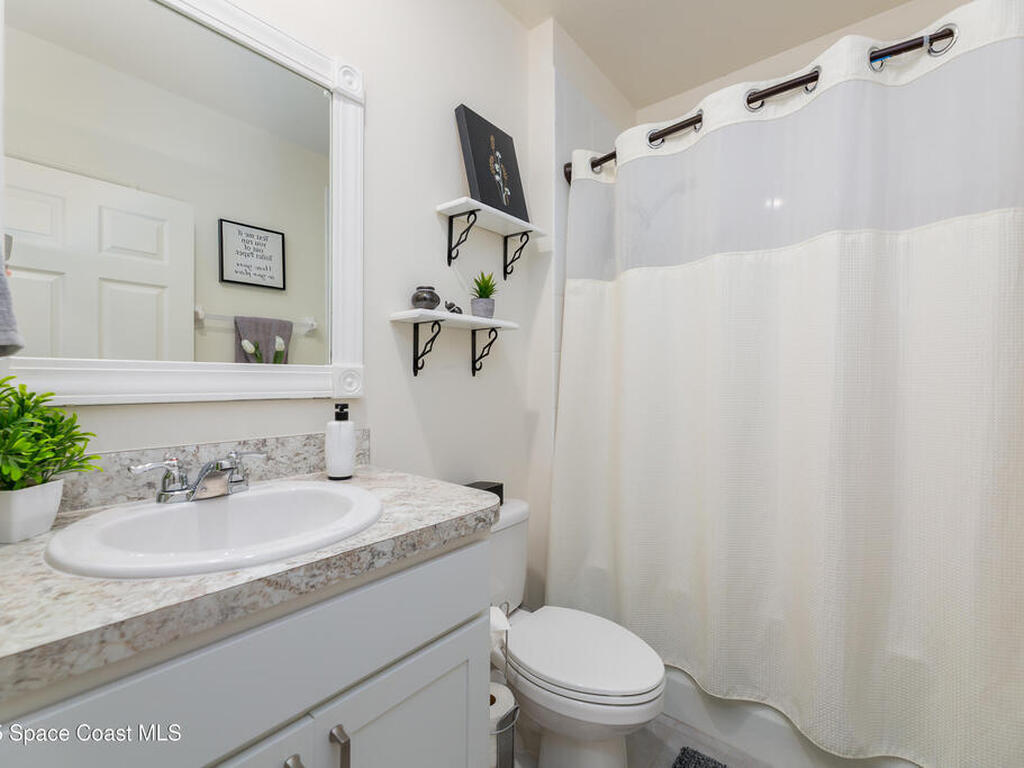 843 Remington Green Drive, Palm Bay, FL 32909