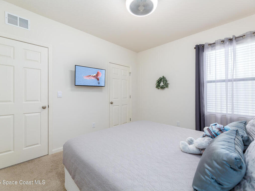 843 Remington Green Drive, Palm Bay, FL 32909