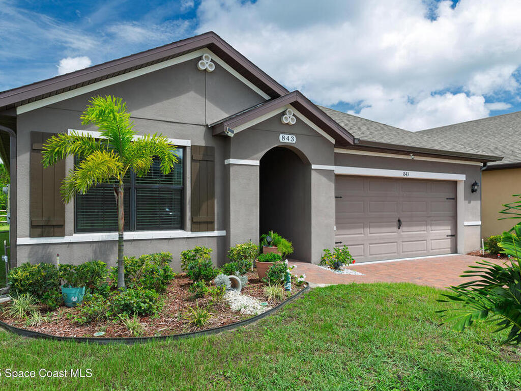 843 Remington Green Drive, Palm Bay, FL 32909