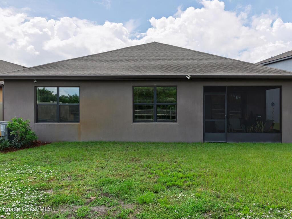 843 Remington Green Drive, Palm Bay, FL 32909