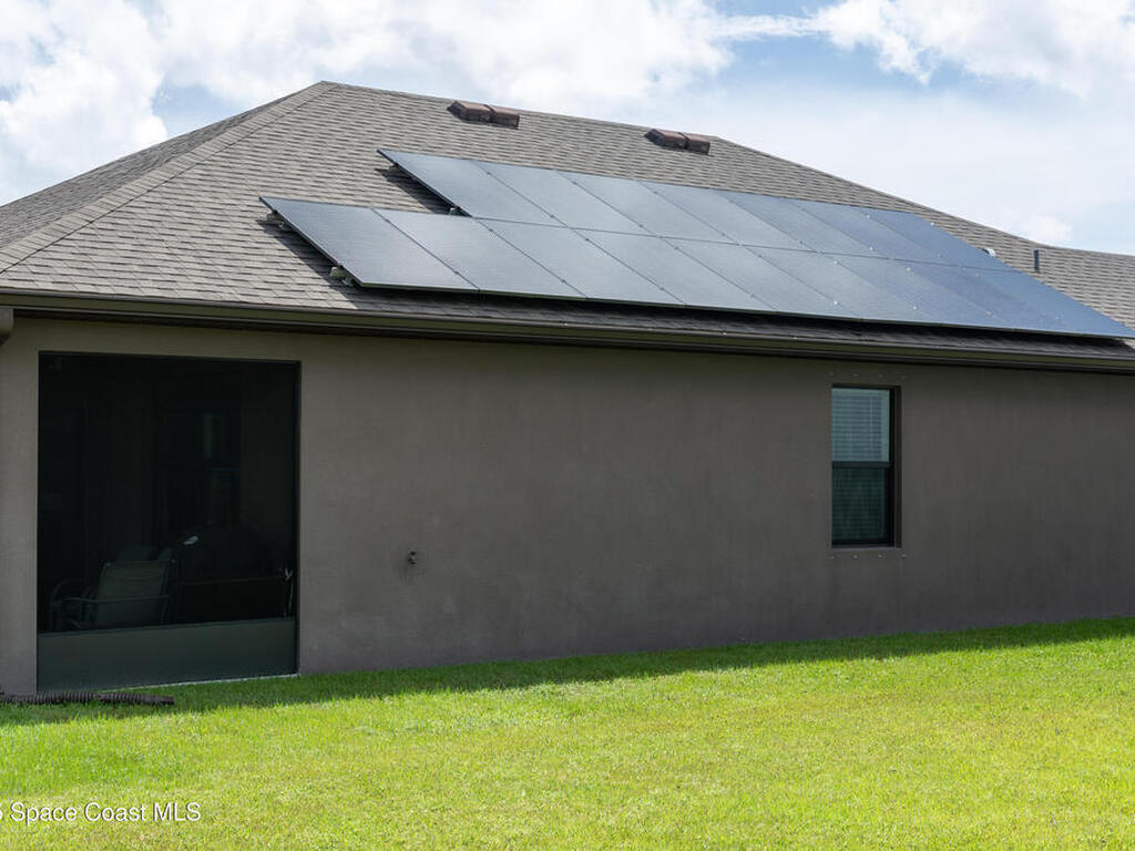 843 Remington Green Drive, Palm Bay, FL 32909