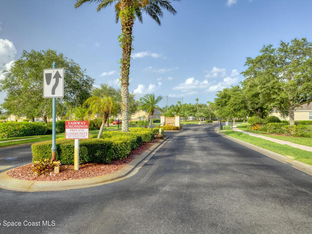 843 Remington Green Drive, Palm Bay, FL 32909