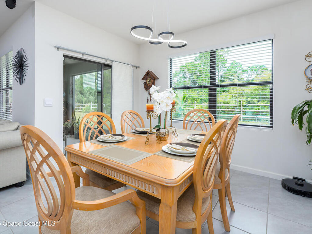 843 Remington Green Drive, Palm Bay, FL 32909