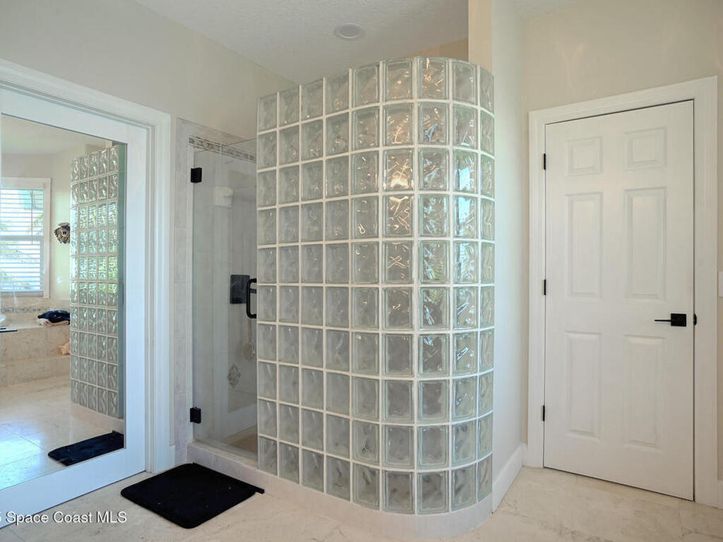 5930 Riverside Drive, Melbourne Beach, FL 32951