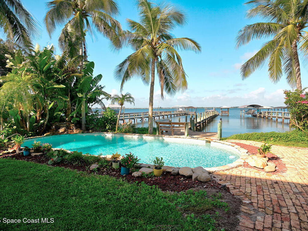 5930 Riverside Drive, Melbourne Beach, FL 32951