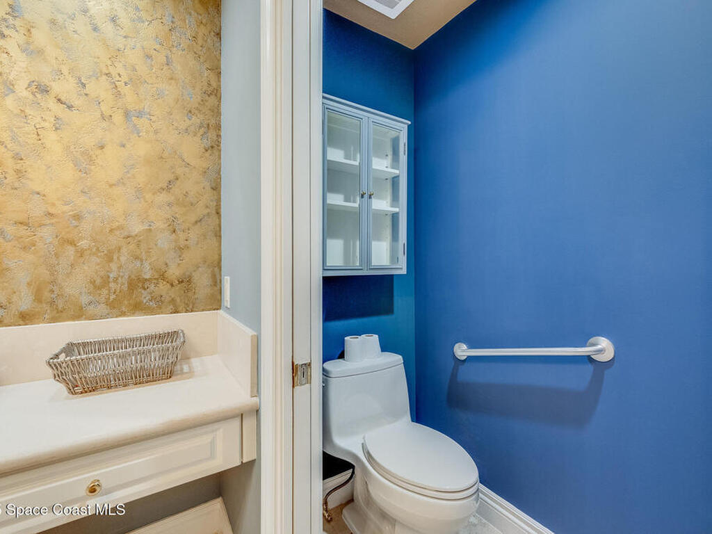 601 N Swim Club Drive, Indian River Shores, FL 32963