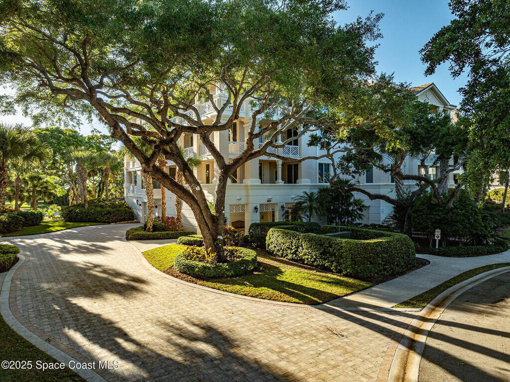 601 N Swim Club Drive, Indian River Shores, FL 32963