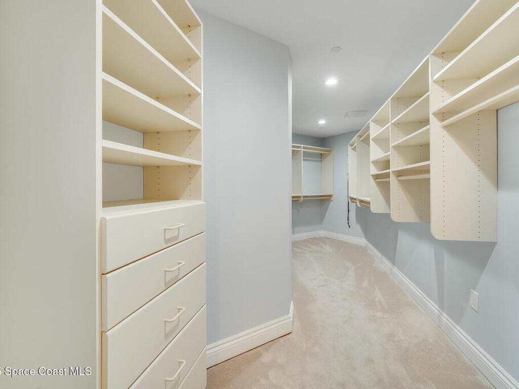 601 N Swim Club Drive, Indian River Shores, FL 32963