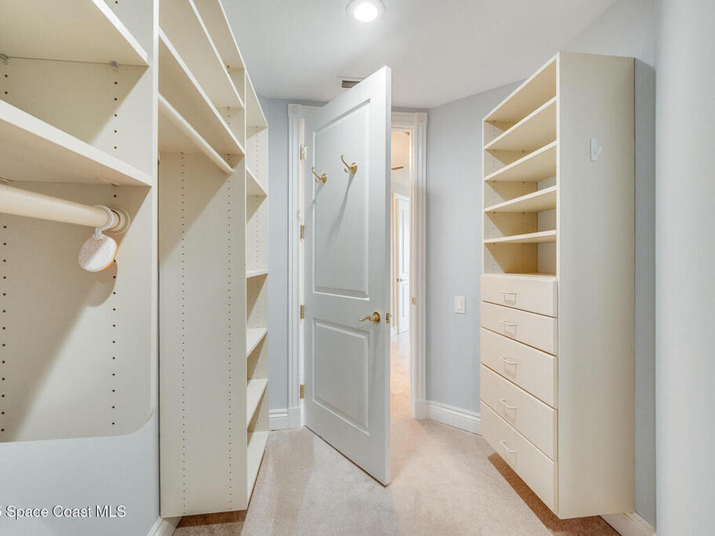 601 N Swim Club Drive, Indian River Shores, FL 32963