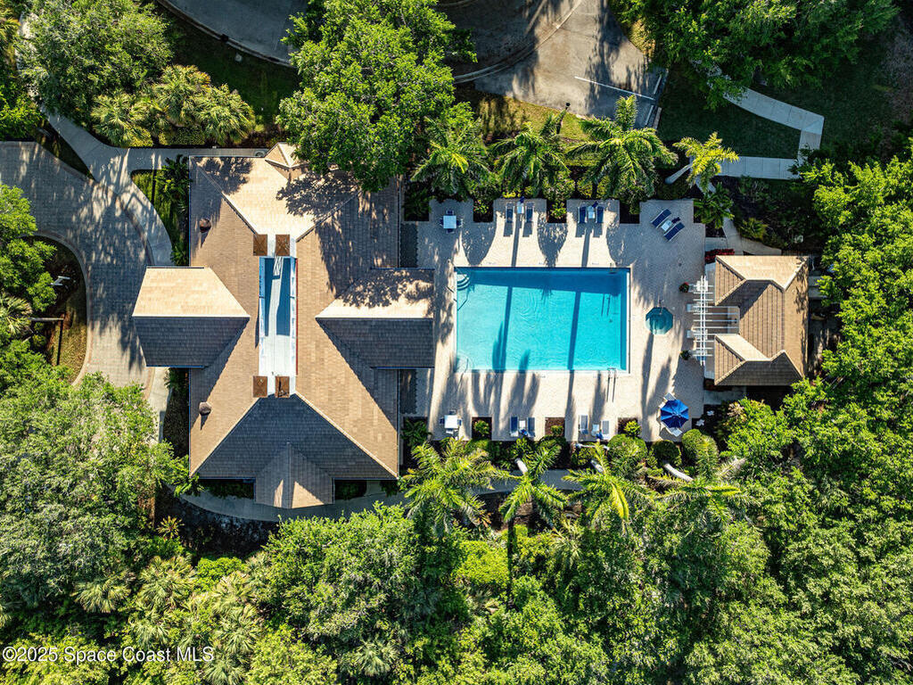 601 N Swim Club Drive, Indian River Shores, FL 32963