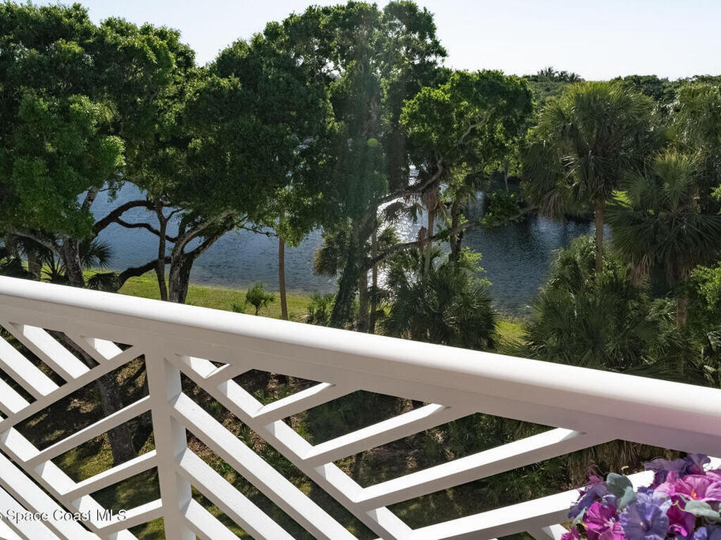 601 N Swim Club Drive, Indian River Shores, FL 32963