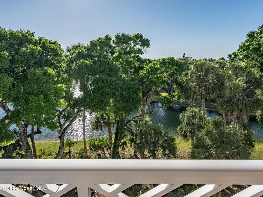 601 N Swim Club Drive, Indian River Shores, FL 32963