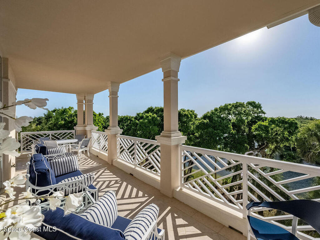 601 N Swim Club Drive, Indian River Shores, FL 32963