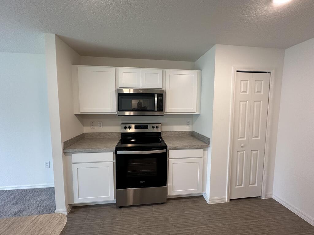 550 Osmosis Drive, Palm Bay, FL 32908