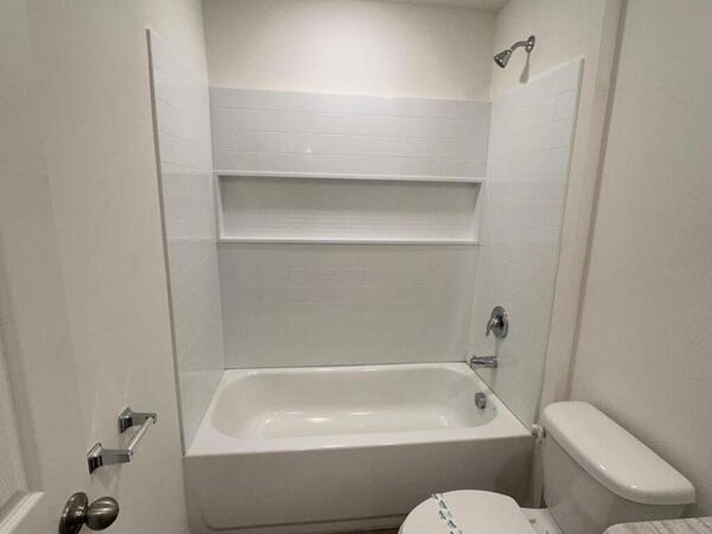 550 Osmosis Drive, Palm Bay, FL 32908