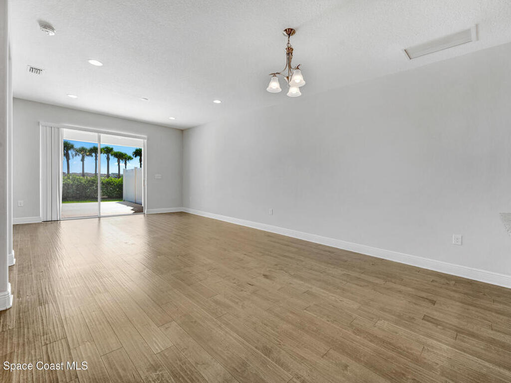 8313 Loren Cove Drive, Melbourne, FL 32940