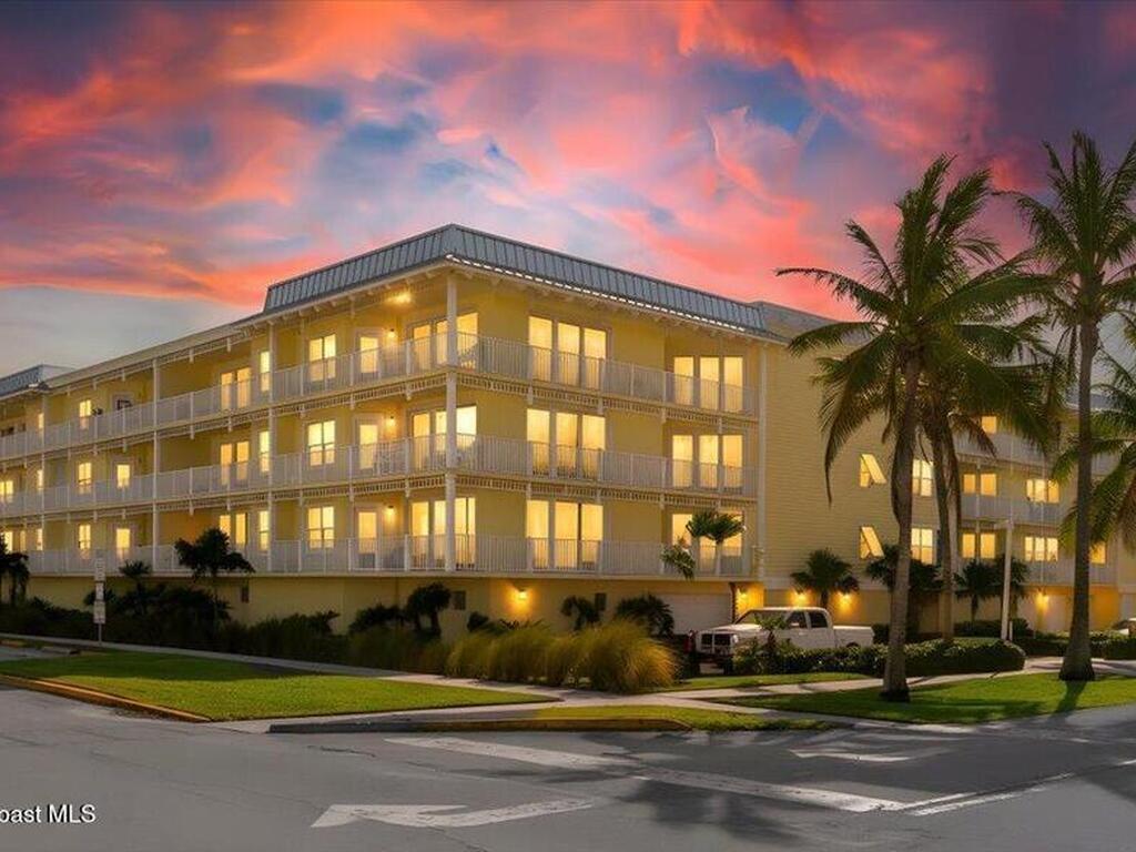 1 Eighth Avenue, Indialantic, FL 32903