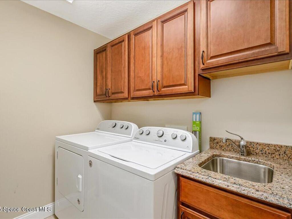 1 Eighth Avenue, Indialantic, FL 32903