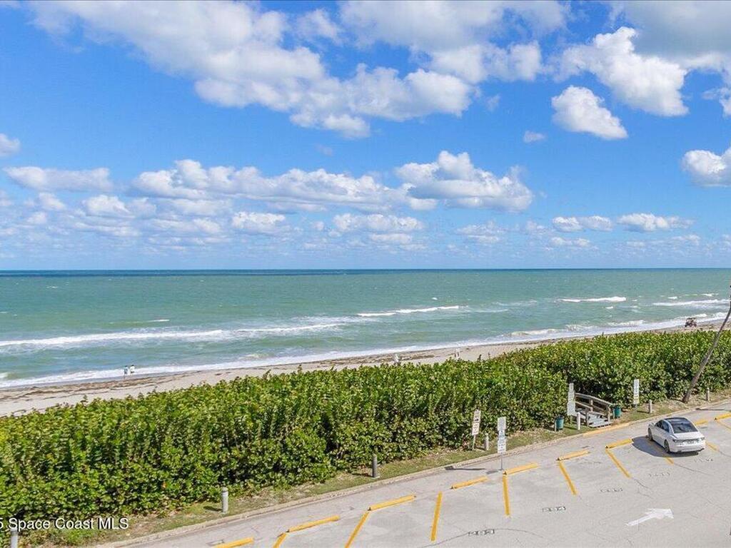 1 Eighth Avenue, Indialantic, FL 32903