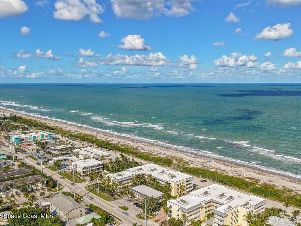 1 Eighth Avenue, Indialantic, FL 32903