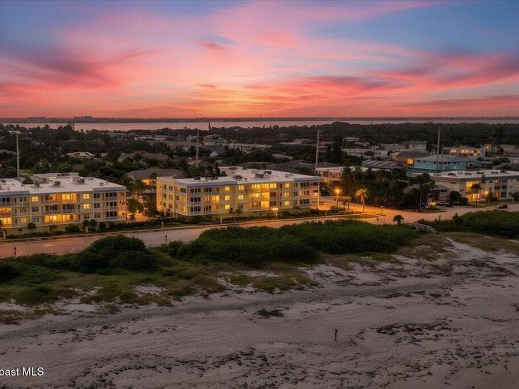 1 Eighth Avenue, Indialantic, FL 32903