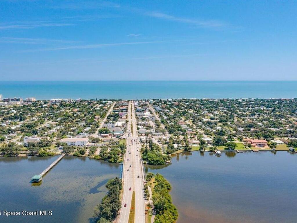 1 Eighth Avenue, Indialantic, FL 32903
