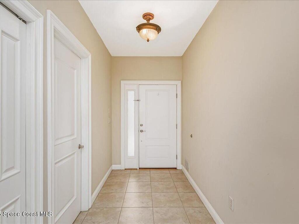 1 Eighth Avenue, Indialantic, FL 32903