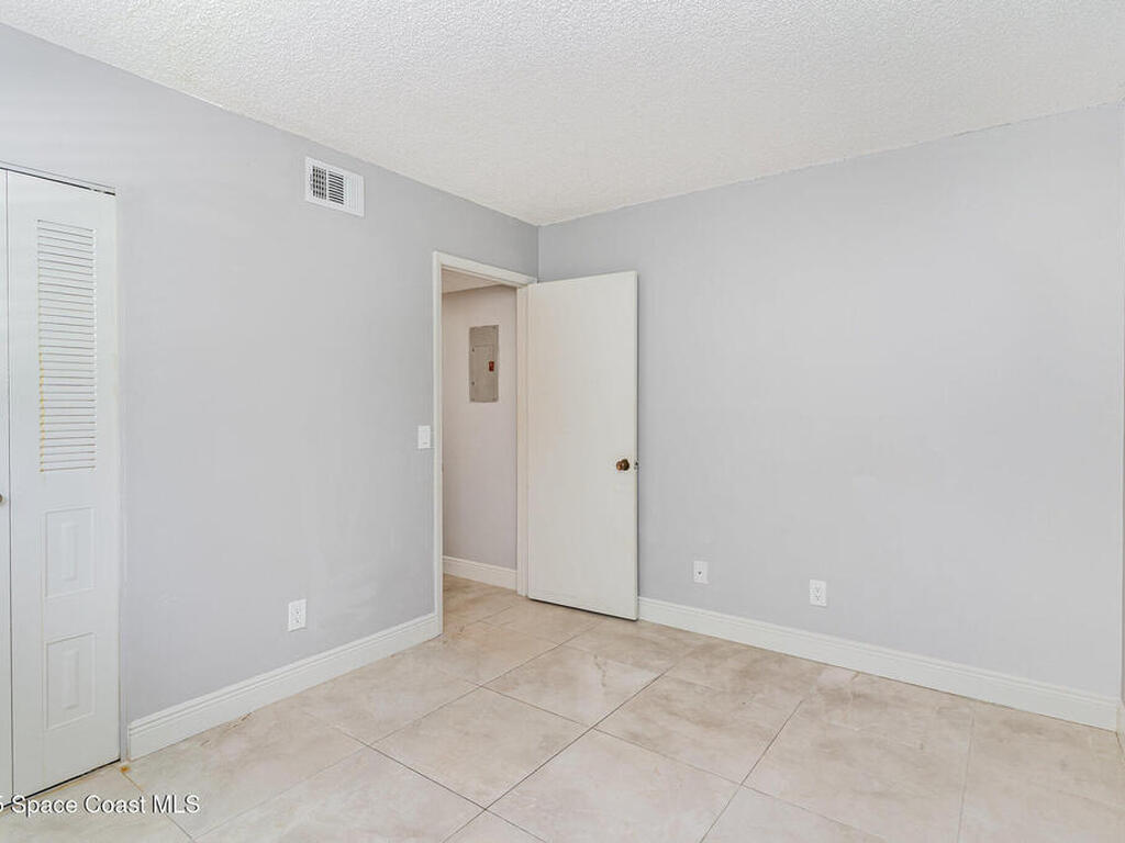 1690 Sunny Brook Lane, Palm Bay, FL 32905