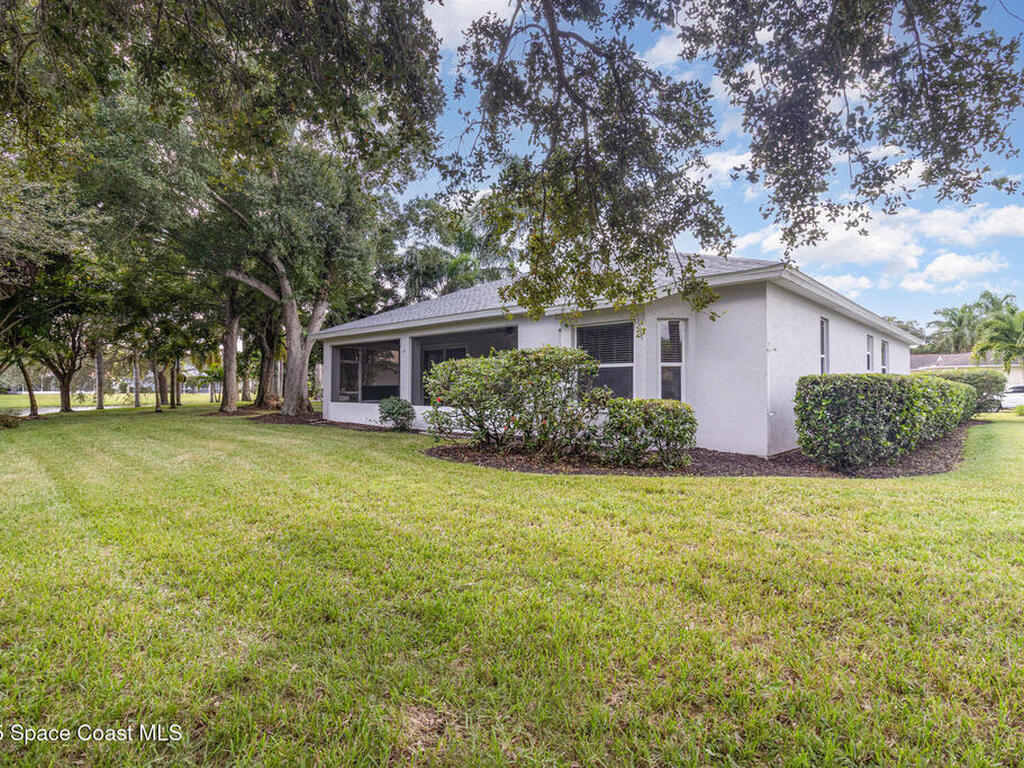 652 Hatteras Court, Vero Beach, FL 32968