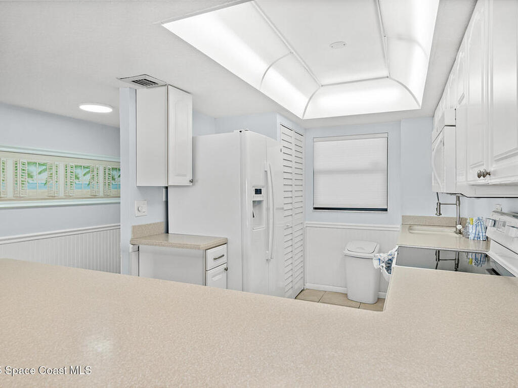 7520 Ridgewood Avenue, Cape Canaveral, FL 32920