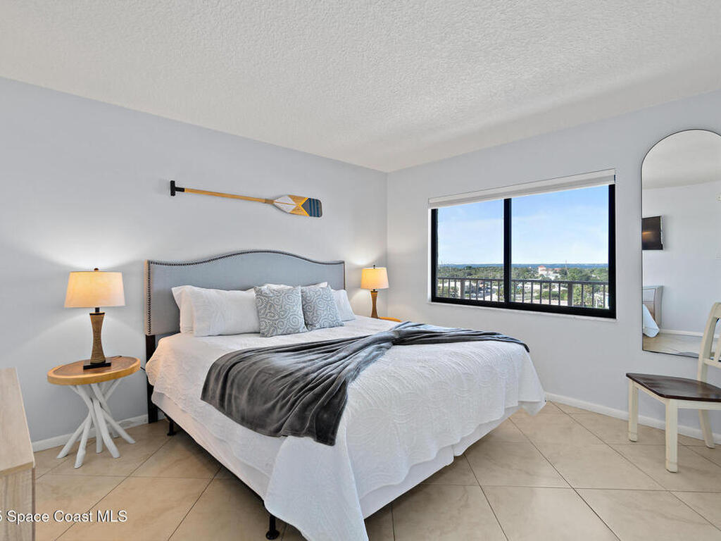 7520 Ridgewood Avenue, Cape Canaveral, FL 32920