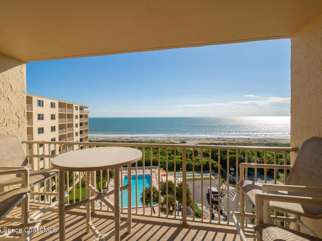 7520 Ridgewood Avenue, Cape Canaveral, FL 32920