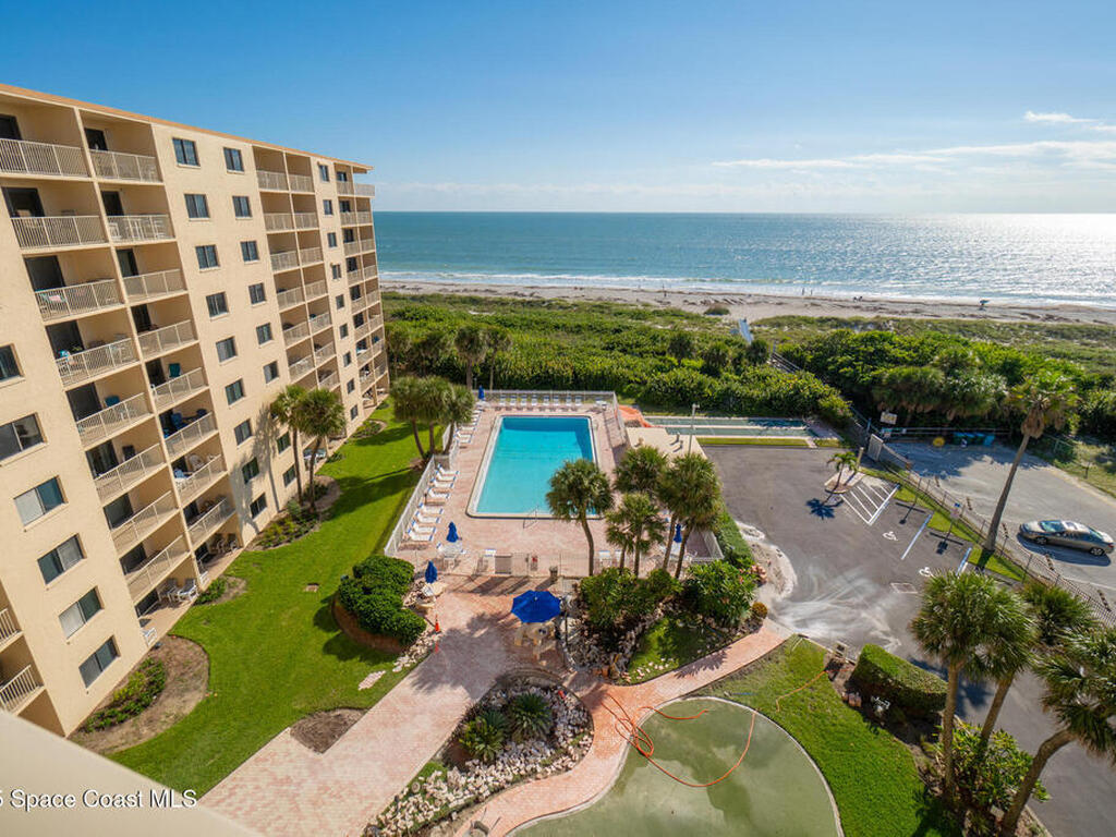 7520 Ridgewood Avenue, Cape Canaveral, FL 32920