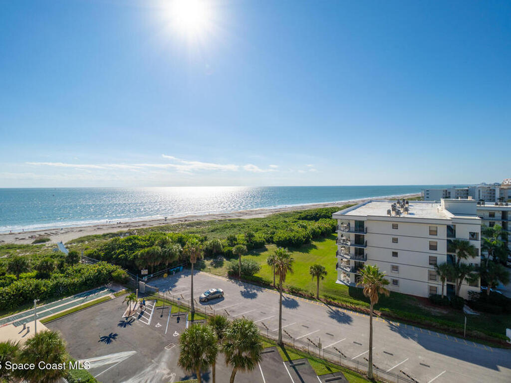 7520 Ridgewood Avenue, Cape Canaveral, FL 32920