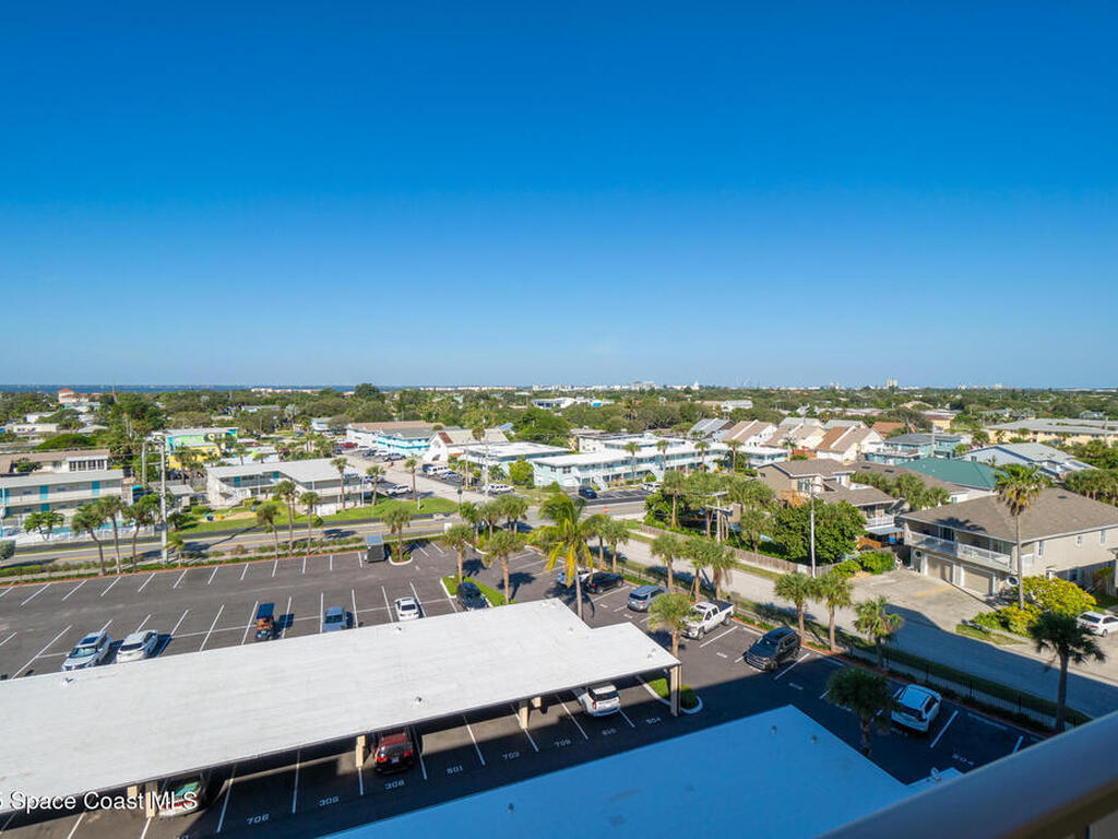 7520 Ridgewood Avenue, Cape Canaveral, FL 32920