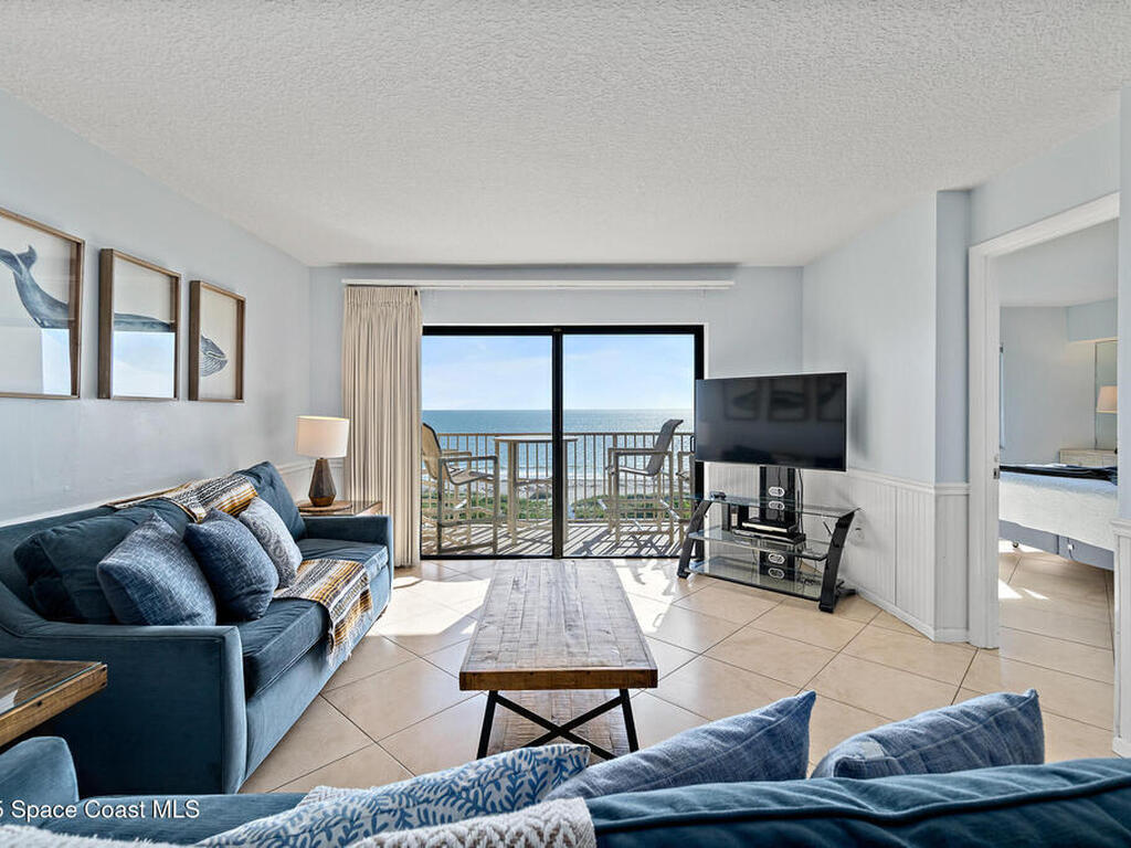 7520 Ridgewood Avenue, Cape Canaveral, FL 32920