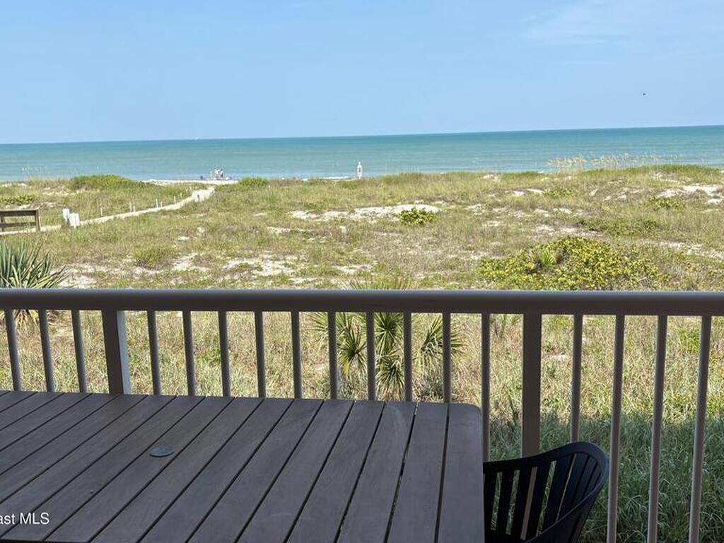 5 Sunflower Street, Cocoa Beach, FL 32931