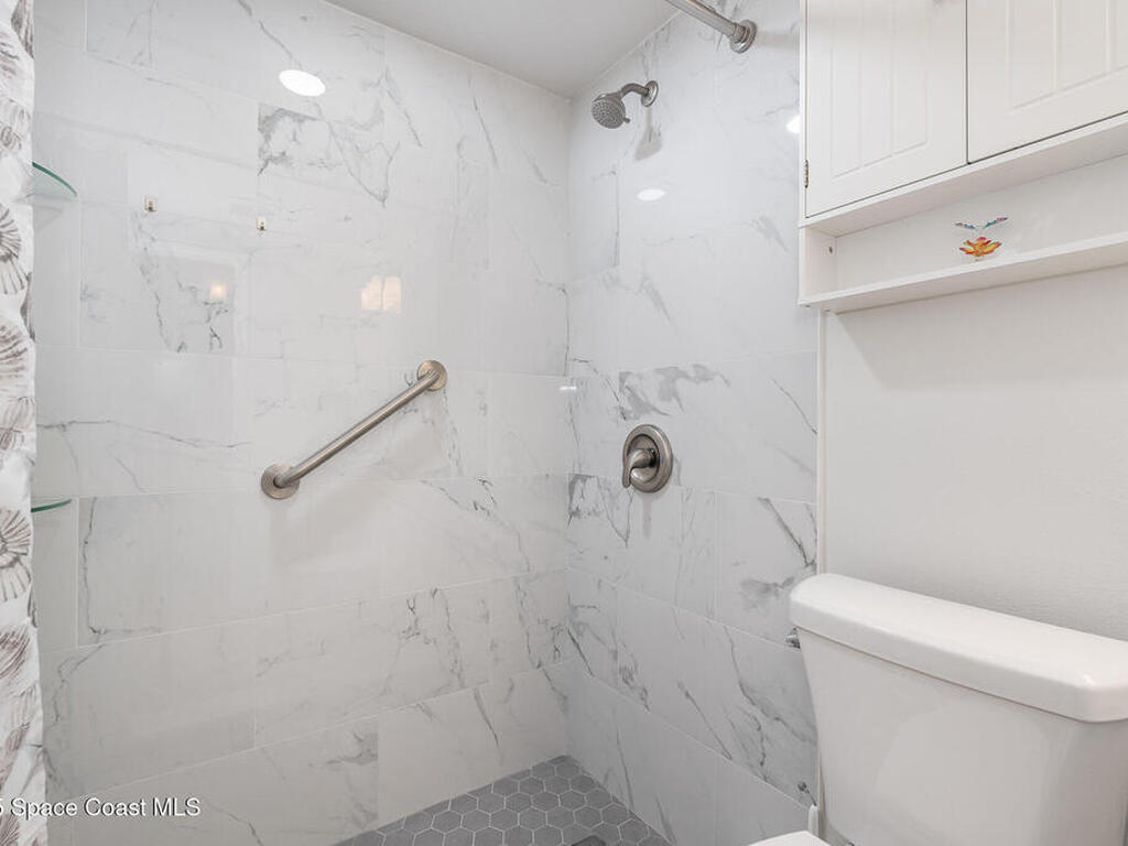 2625 S Atlantic Avenue, Cocoa Beach, FL 32931