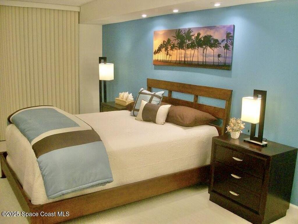 877 N Highway A1a, Indialantic, FL 32903