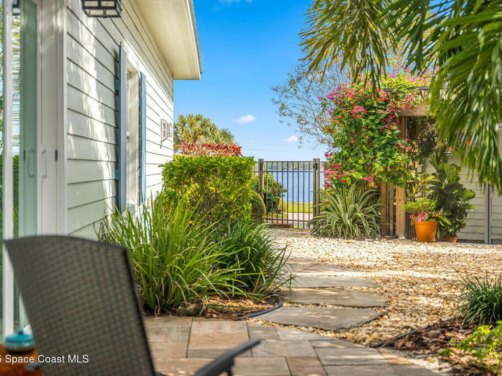 413 N Indian River Drive, Cocoa, FL 32922