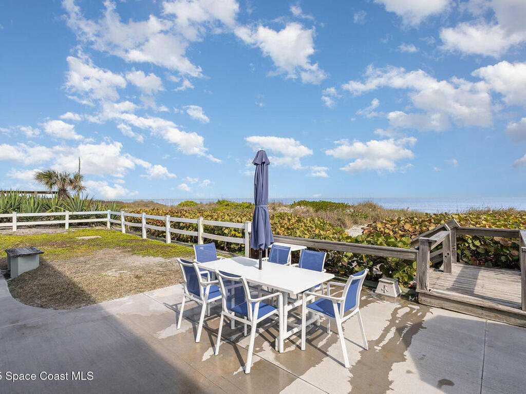 2625 S Atlantic Avenue, Cocoa Beach, FL 32931