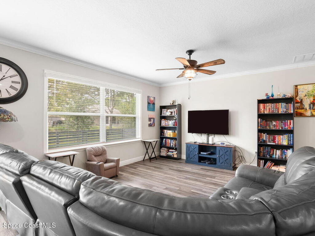 8225 95th Court, Vero Beach, FL 32967