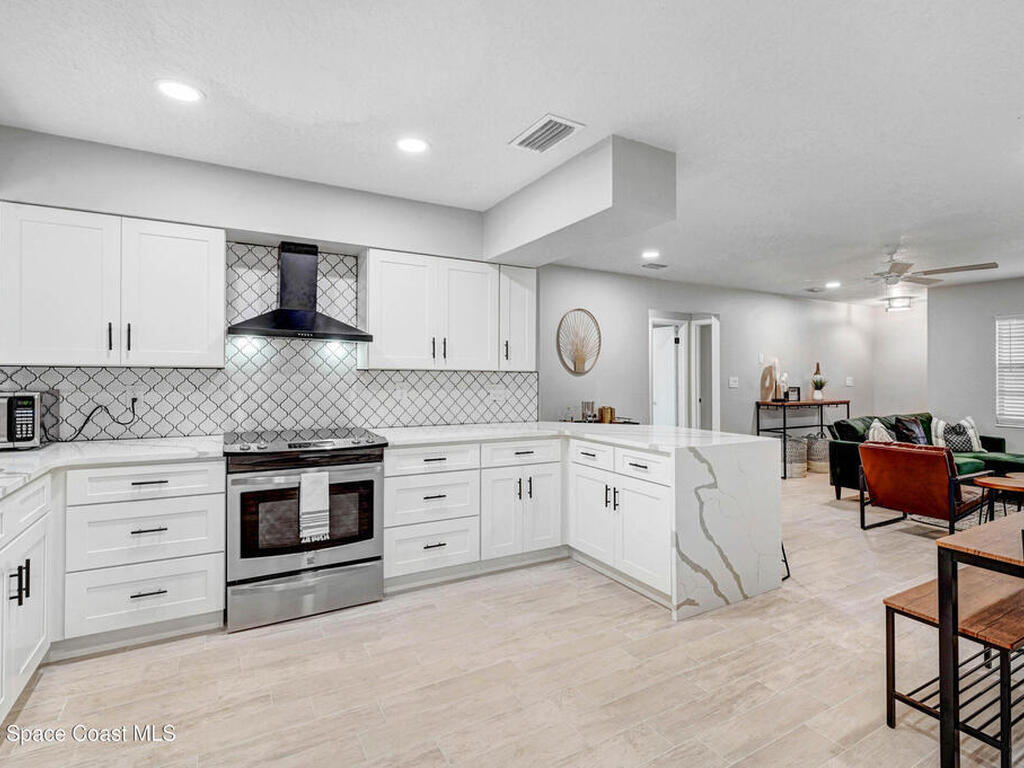 525/527 Wilson Avenue, Satellite Beach, FL 32937