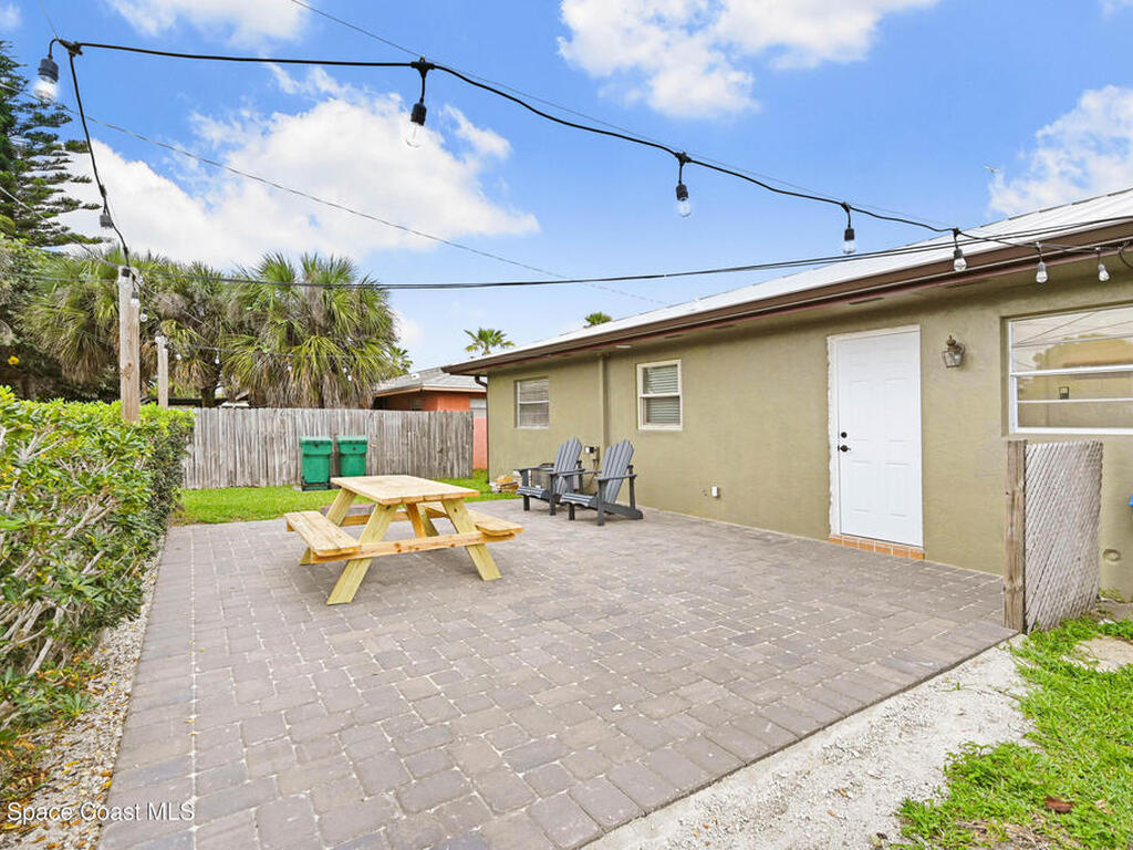 525/527 Wilson Avenue, Satellite Beach, FL 32937