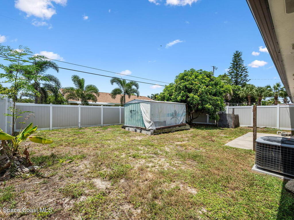 525/527 Wilson Avenue, Satellite Beach, FL 32937